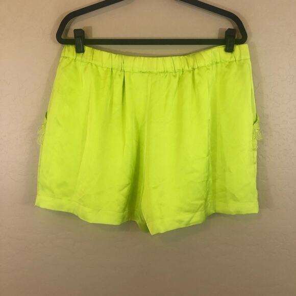 Guess XL Izabella lace trim shorts green - Picture 6 of 8